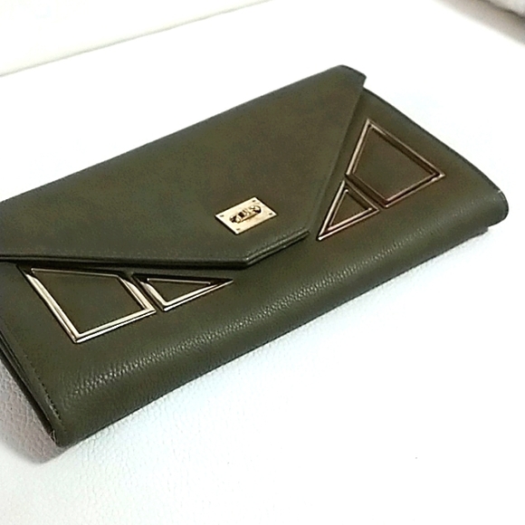 Charming Charlie Army Green Oversized Clutch - Picture 9 of 9